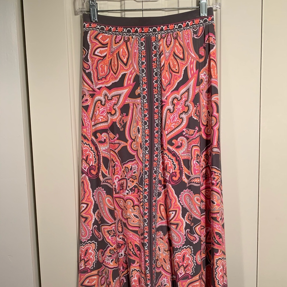 Handkerchief hem midi skirt